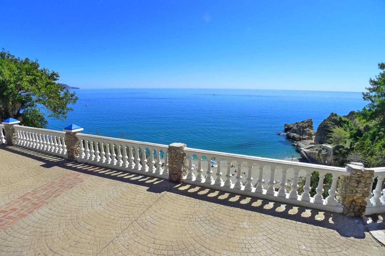 Vila R1352 Pinomar D Nerja Exteriér fotografie